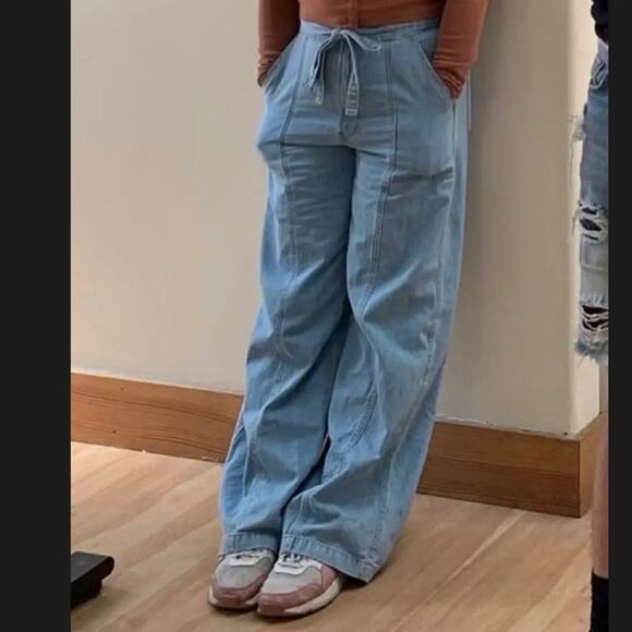 Hudson Wide Leg Baggy Jeans Denim SIZE 29 Light Wash Tie Waist  Linen $245 - Picture 3 of 11